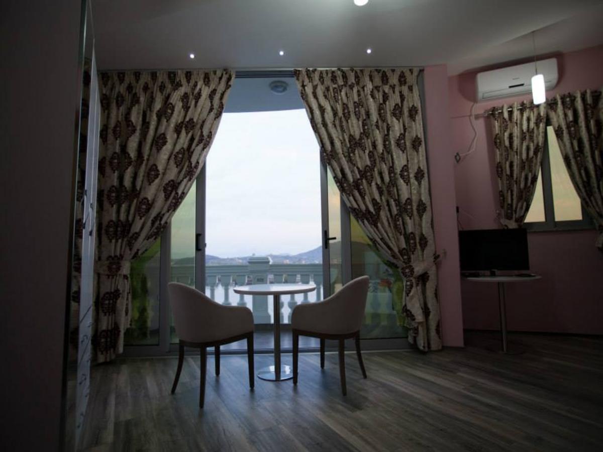 Prince Of Lake Hotel Shkodër Dış mekan fotoğraf